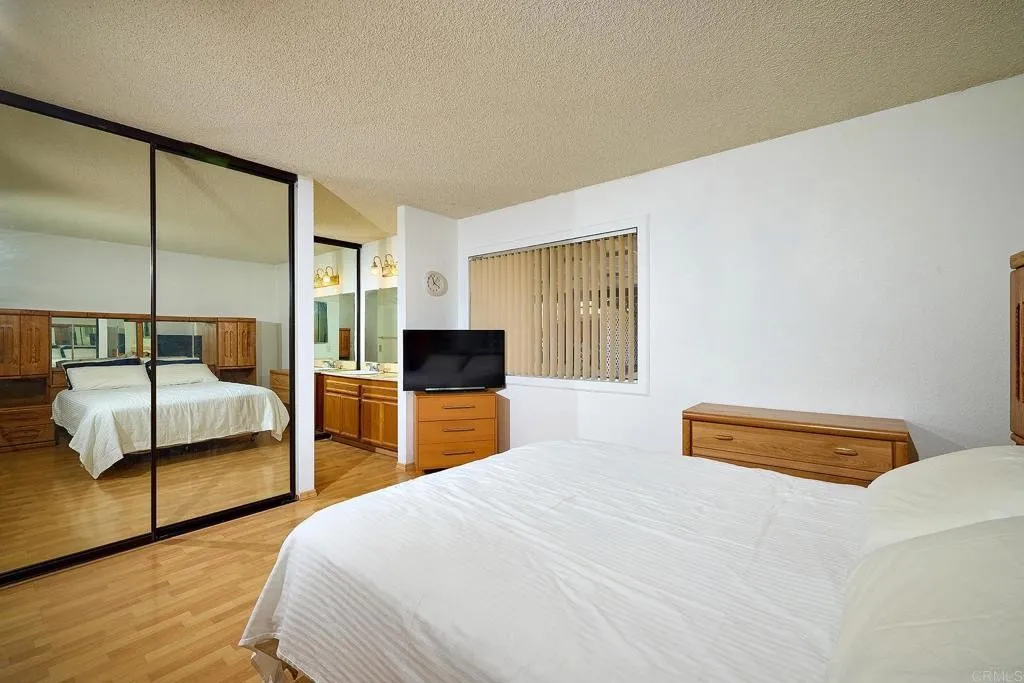 A 4-bedroom well-furnished San Diego apartment for sale